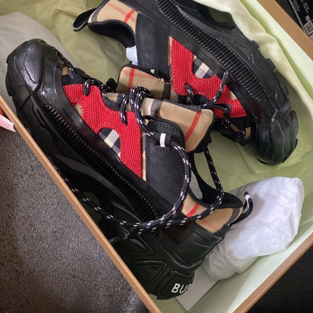 Burberry Sneakers Kids